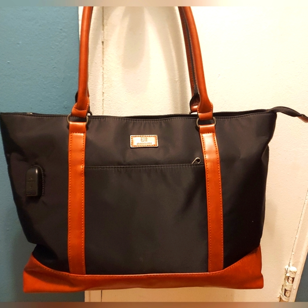Relavel black Tote